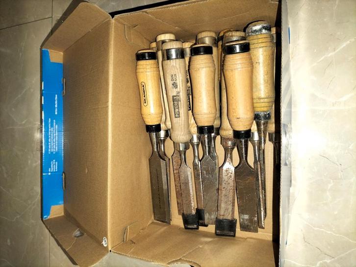 Set vlijmscherpe beitels in diverse maten, Doe-het-zelf en Verbouw, Gereedschap | Handgereedschap, Gebruikt, Ophalen of Verzenden