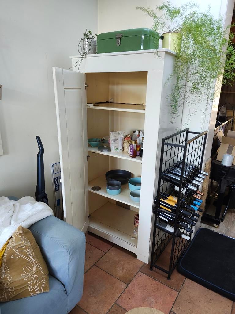 Gratis Houten kast 86x55x180 cm, Ophalen