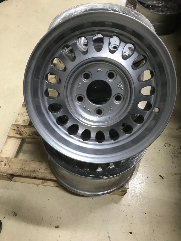 Jaguar XJ40 velg. 390X180. CBC4690, Auto-onderdelen, Banden en Velgen, Gebruikt, Velg(en), -, -