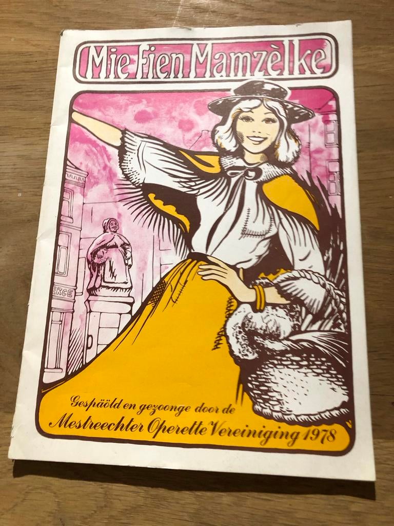 LP en programma operette Trijn de Begijn, Maastricht, Ophalen of Verzenden, Gebruikt, Overige typen