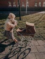 Prachtige bruin velvet vintage poppen kinderwagen, Ophalen