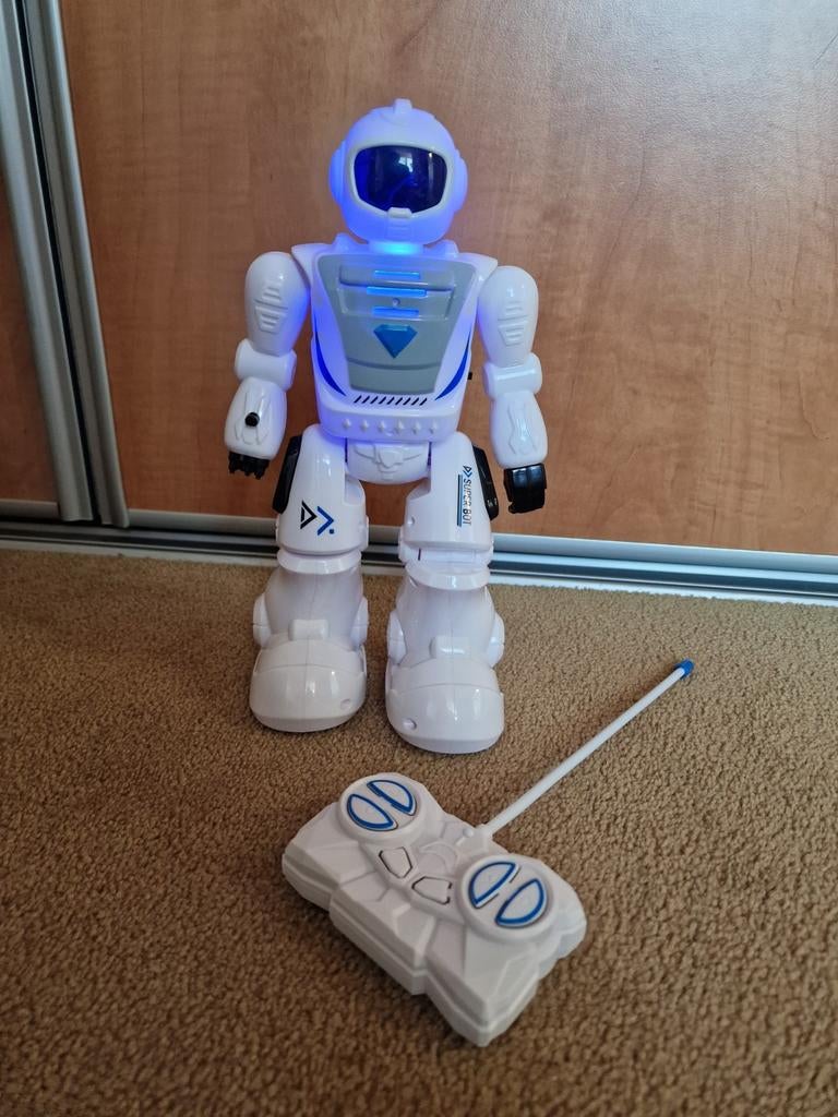 Super Bot Afstandsbediening Robot Speelgoed met Licht, Ophalen of Verzenden, Zo goed als nieuw, Jongen of Meisje