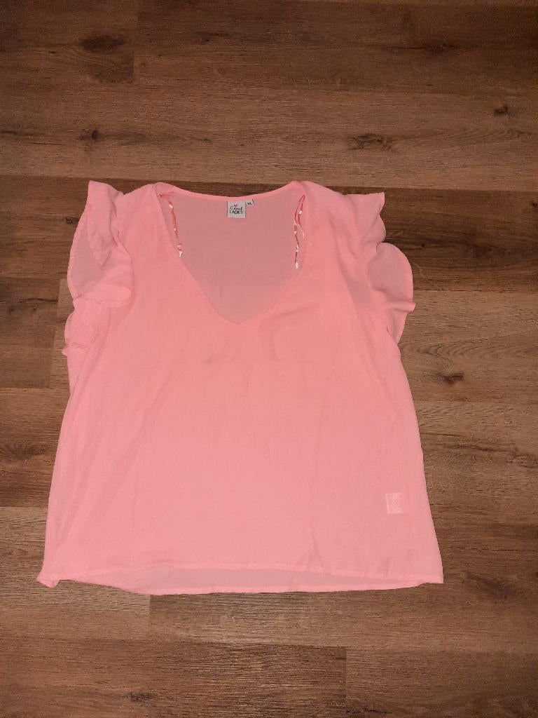 roze top met volants XL, Kleding | Dames, Tops, Maat 46/48 (XL) of groter, Ophalen of Verzenden, Zo goed als nieuw, Roze