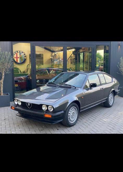Alfa Romeo GTV6, Auto's, Alfa Romeo, Particulier, GTV, Airconditioning, Elektrische ramen, Benzine, Euro 1, Coupé, Handgeschakeld