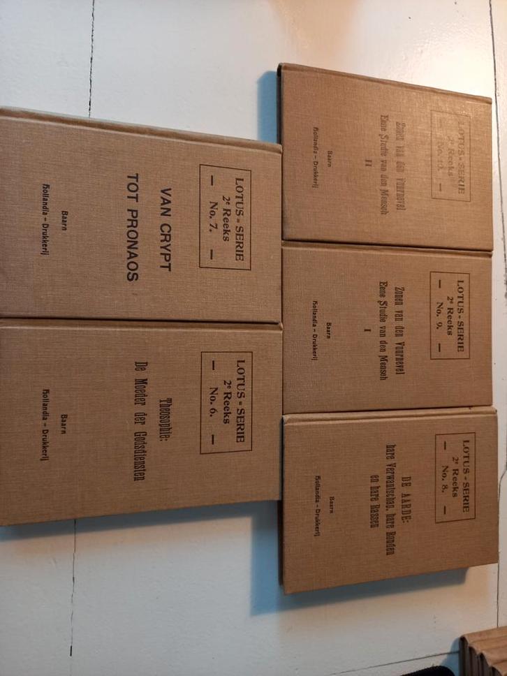 w13 Lotus-Serie 2e Reeks - 10 delen, Boeken, Overige Boeken, Gelezen, Ophalen of Verzenden