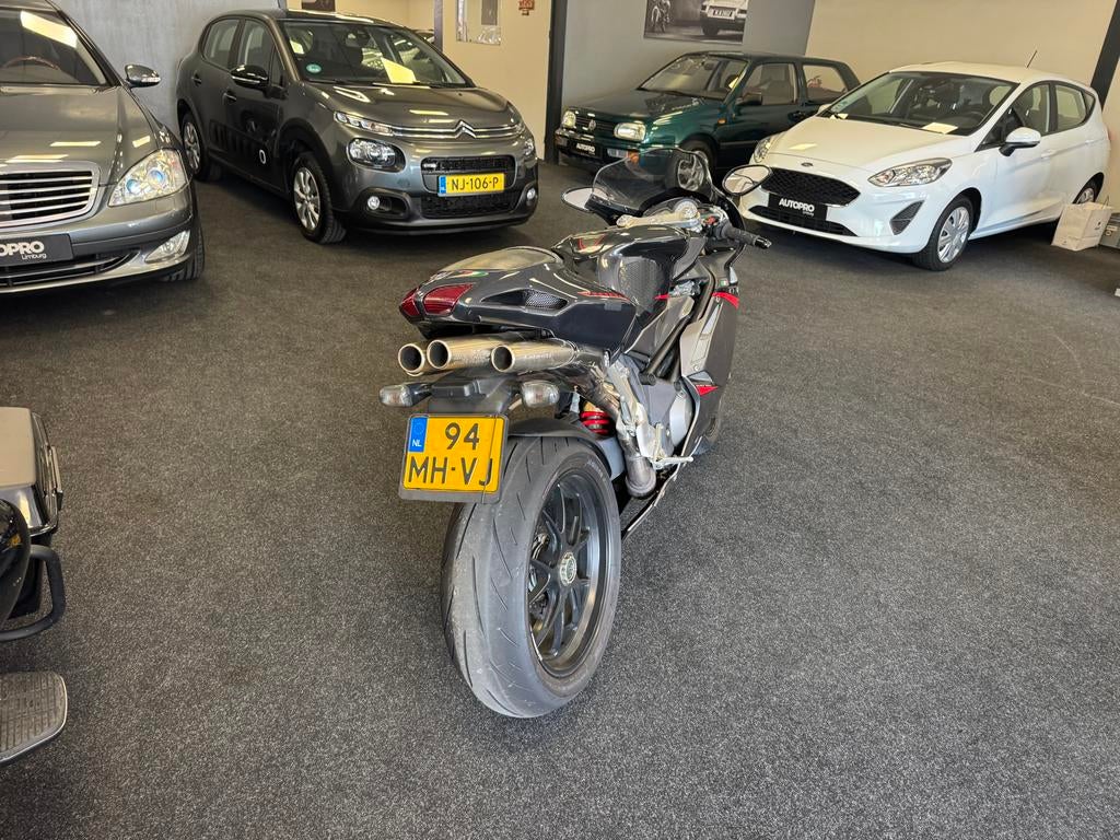 MV Agusta F4 1000 - Italiaanse Supersport, Sportuitlaat, 4 cilinders, Motorrijbewijs A, Super Sport