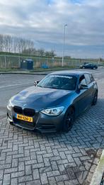 BMW M135i 2013 N55 F20 / Nieuwe APK / Stage 1 / Gereviseerd, Auto's, BMW, Achterwielaandrijving, Zwart, Leder, Particulier