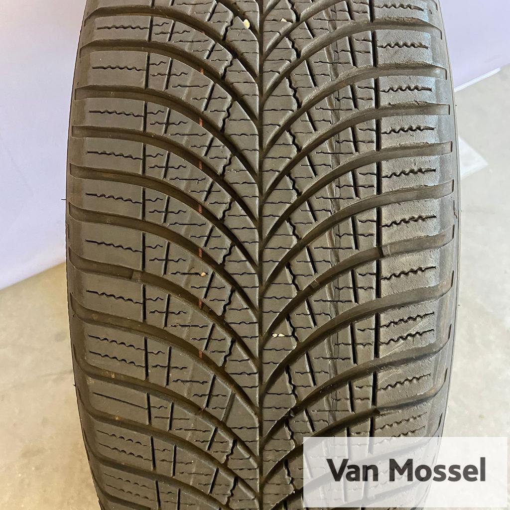 Goodyear Vector 4 Seasons 215/55/R18 99V, 18 inch, -, -, Ophalen of Verzenden