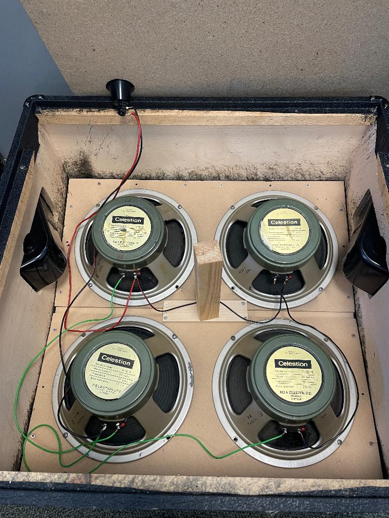 Cab met 4 x vintage G12 H(30) Celestion Greenbacks Pulsonic, Muziek en Instrumenten, Versterkers | Bas en Gitaar, Ophalen, Gebruikt