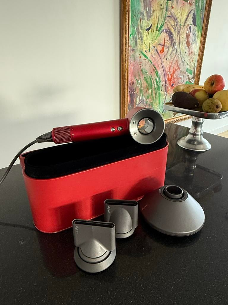 Dyson Supersonic föhn rood - Valentijnsdag editie, Ophalen of Verzenden, Zo goed als nieuw, Haarverzorging