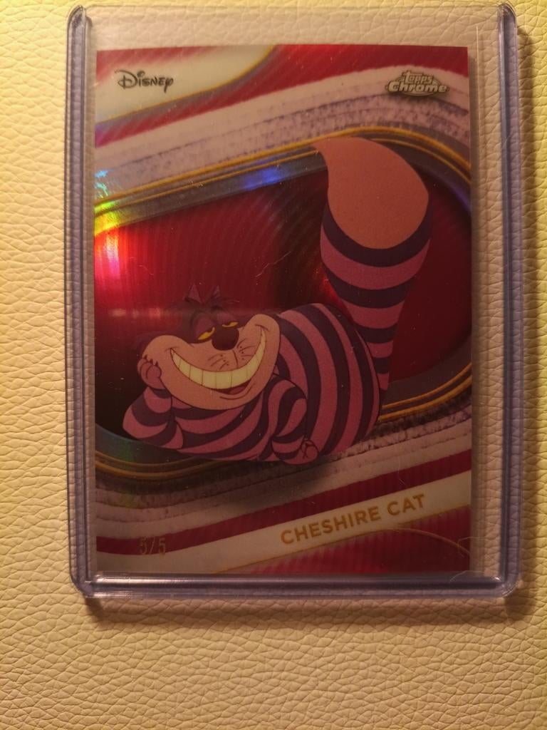 Disney Topps Chrome Cheshire Cat /5 Trading Card, Verzamelen, Ophalen of Verzenden, Overige figuren, Zo goed als nieuw, Papier, Kaart of Schrift