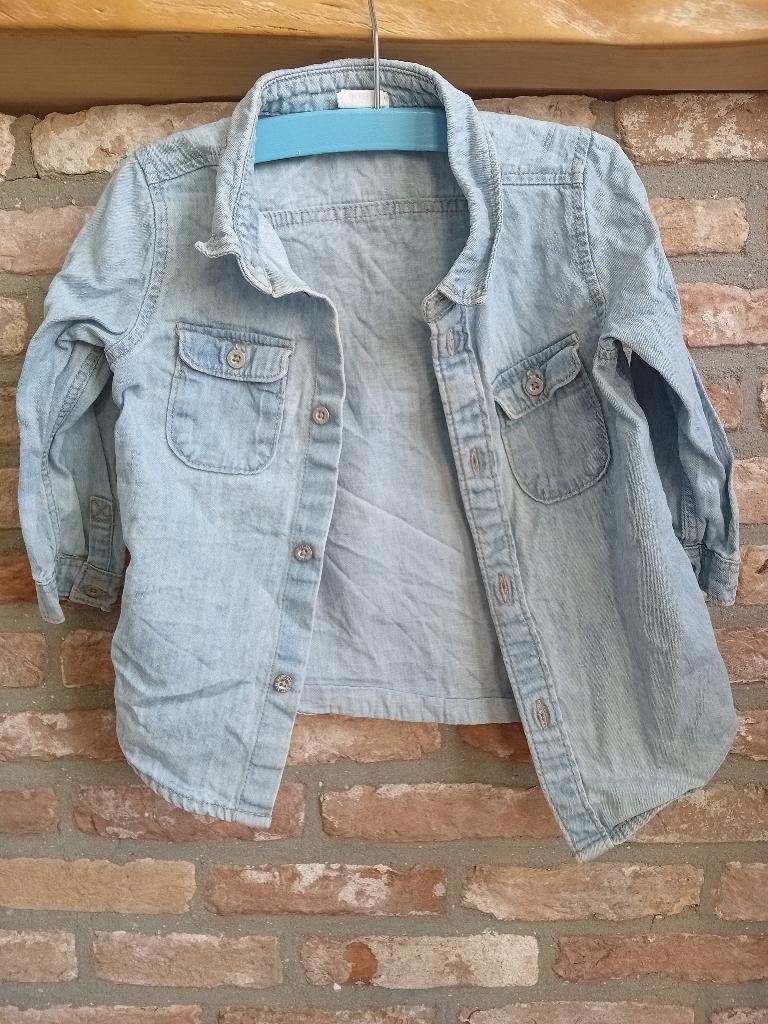 Spijkerblouse maat 80, Kinderen en Baby's, Babykleding | Maat 80, Gebruikt, H&M, Ophalen of Verzenden, Truitje of Vestje
