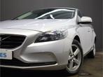 Volvo V40 2.0 D2 | Navigatie | Automaat | (bj 2017), Auto's, Stof, 4 cilinders, 1353 kg, Bedrijf
