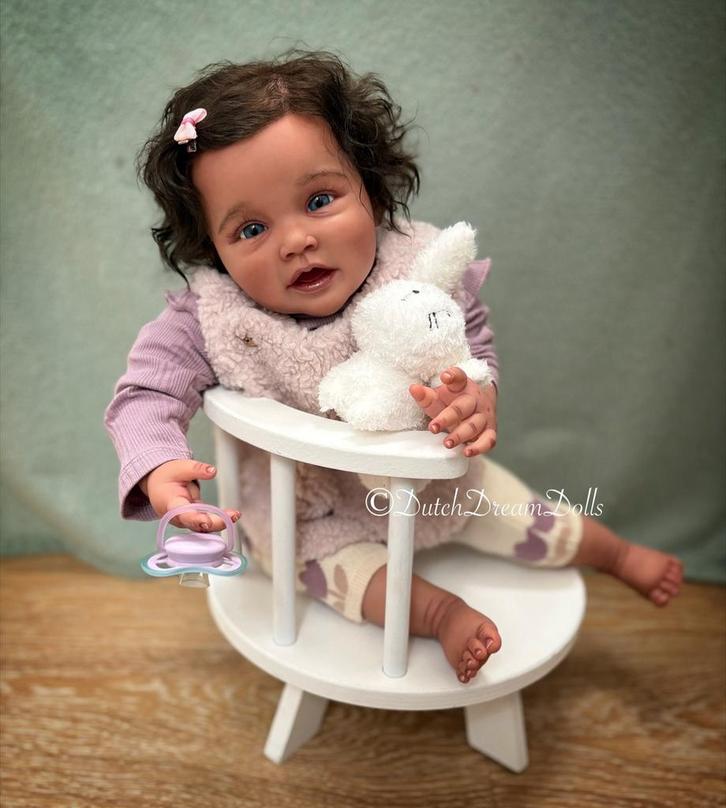 Nieuw reborn meisje Sofia met buikplaatje, Verzamelen, Poppen, Nieuw, Babypop, Levensecht of Reborn, Ophalen of Verzenden