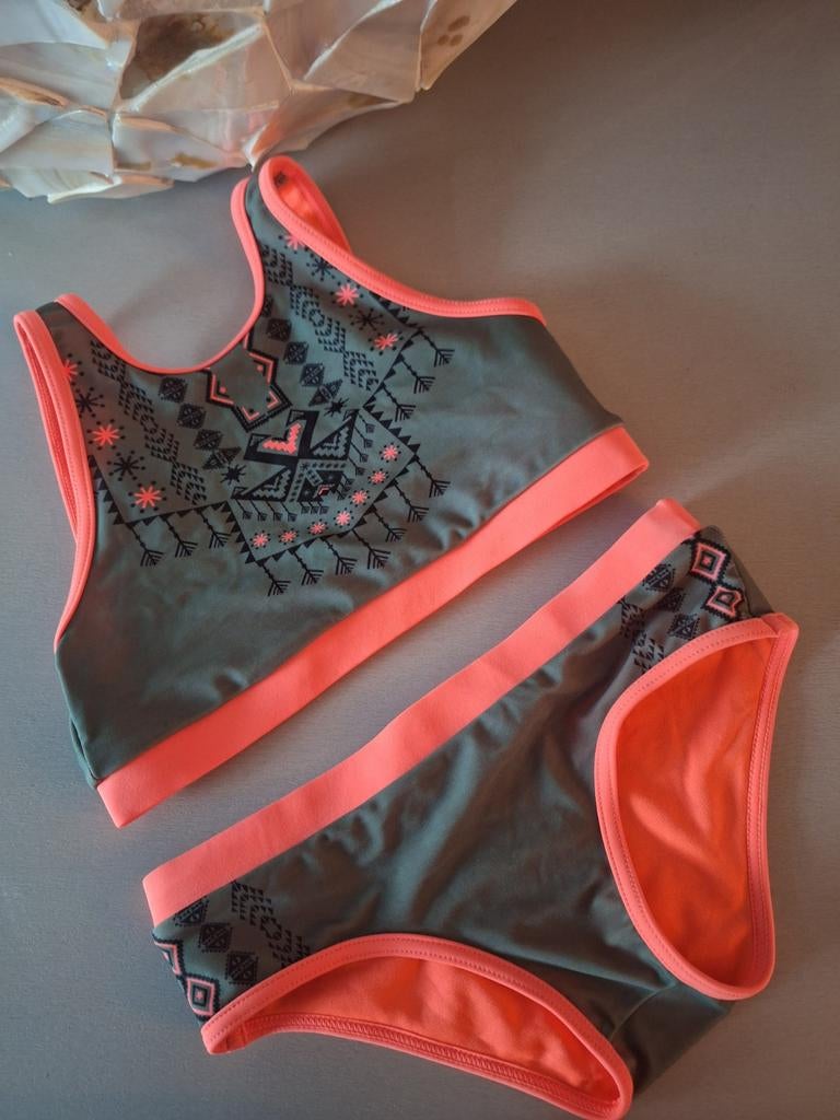 Nickey Nobel beachware bikini maat 140, Bikiniset, Meisje, Ophalen of Verzenden, Zo goed als nieuw