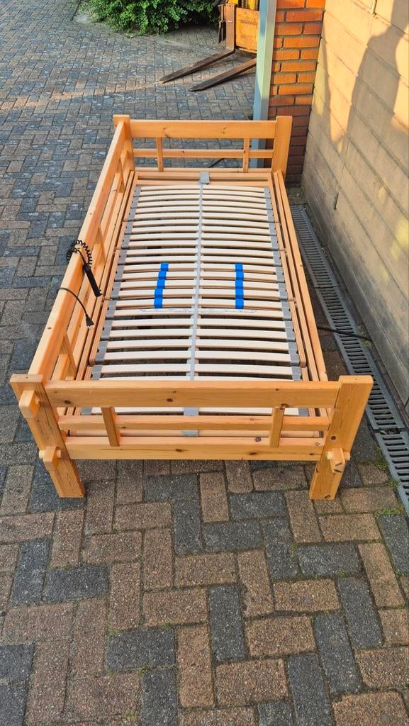 Flexa eenpersoons bed eventueel met laden en elektrische lat, Ophalen, Gebruikt, 90 cm, Eenpersoons