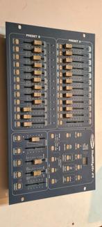 Showtec Showmaster 24 mengpaneel, Ophalen