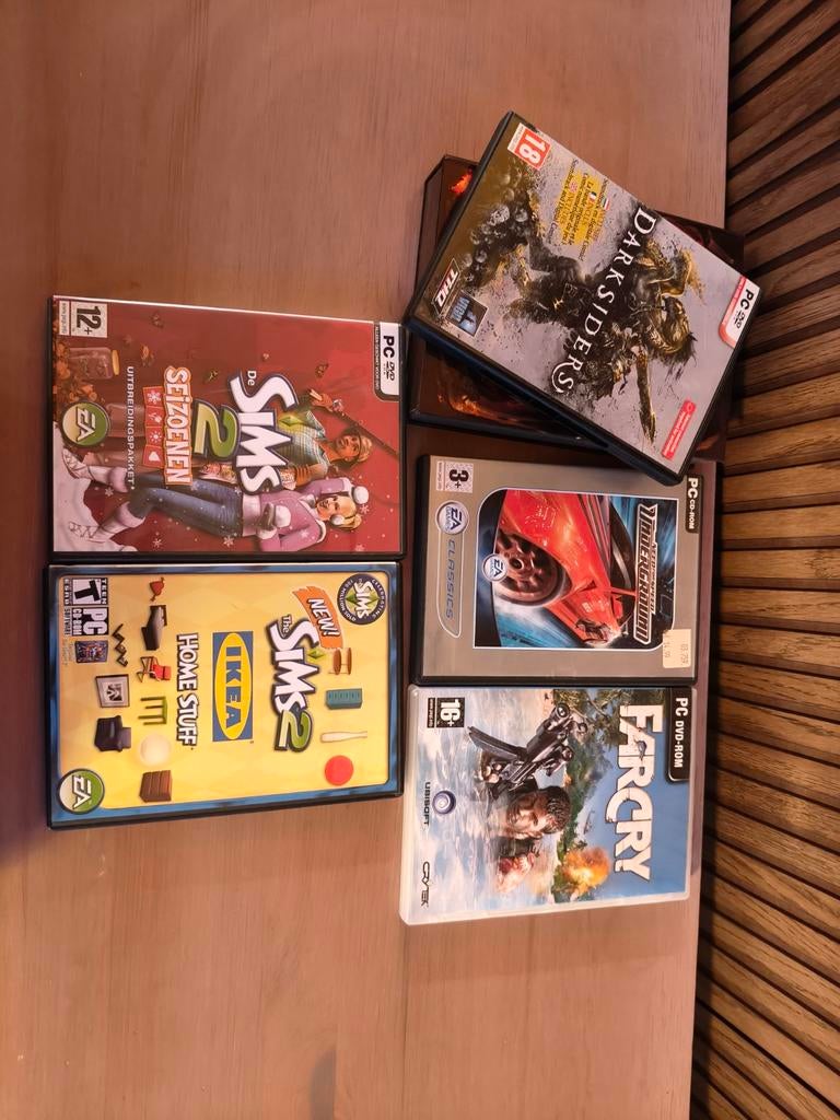 PC games: The Sims 2, Darksiders, Far Cry, Underground, 1 speler, Ophalen of Verzenden, Vanaf 12 jaar
