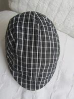 grijs/wit/donkerblauw ruitje, zwarte voering,57/58, Ophalen of Verzenden, Zo goed als nieuw, 57 cm (M, 7⅛ inch) of minder, Pet