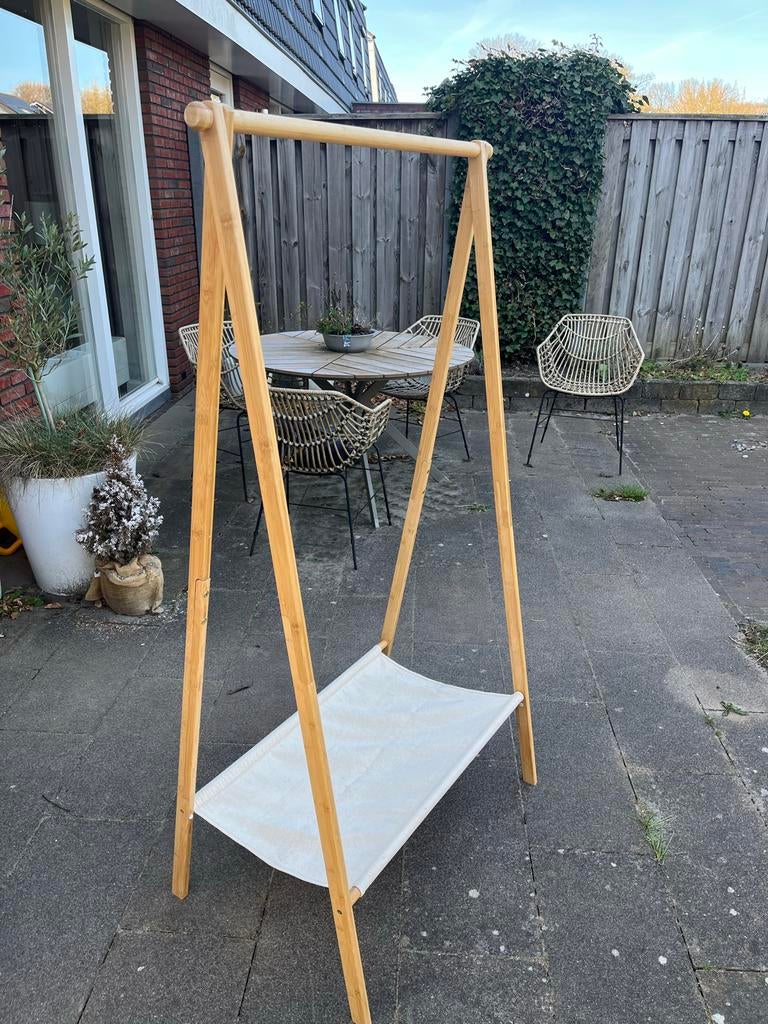 Stijlvol bamboe kledingrek met opbergplank, Ophalen, Zo goed als nieuw