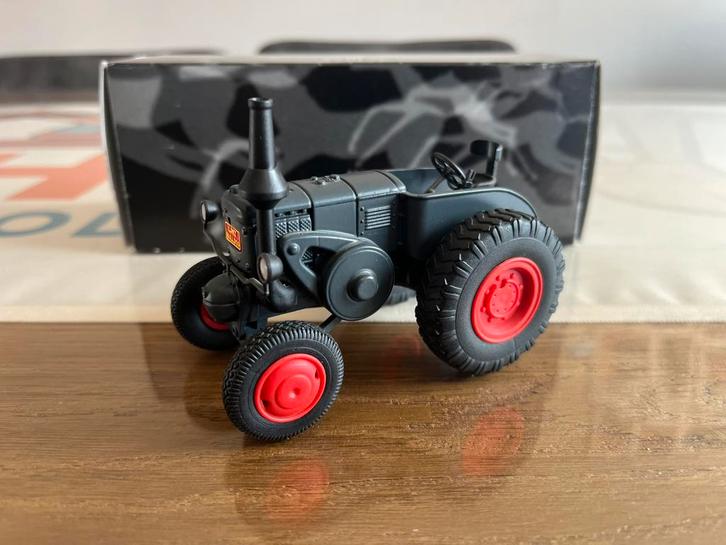 Lanz Bulldog HR 8 tractor Cursor, Hobby en Vrije tijd, Modelauto's | 1:32, Zo goed als nieuw, Tractor of Landbouw, Overige merken