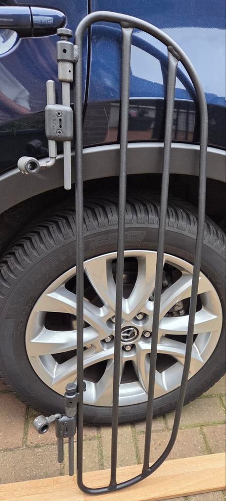 Z.g.a.n. hondenrek. Voor Mazda CX5 van 2014, Auto diversen, Hondenrekken, Ophalen, Zo goed als nieuw