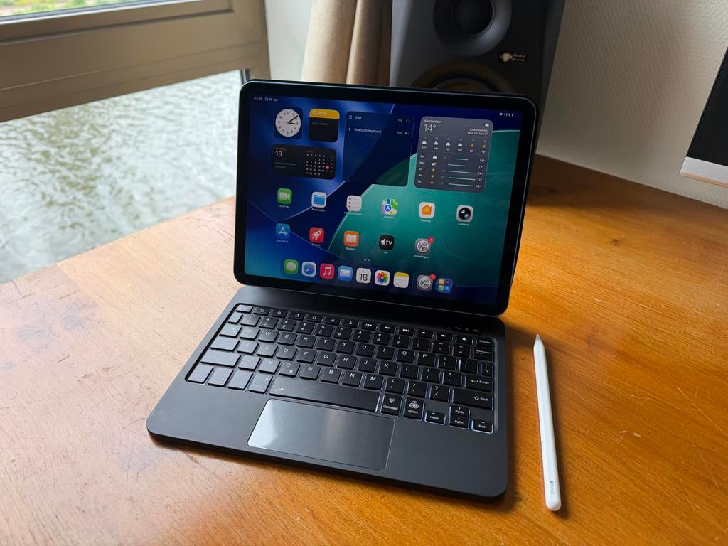 iPad Air 5 M1 + Keyboard + Apple Pencil + Garantie, Apple iPad Air, 11 inch, Ophalen of Verzenden, Zo goed als nieuw