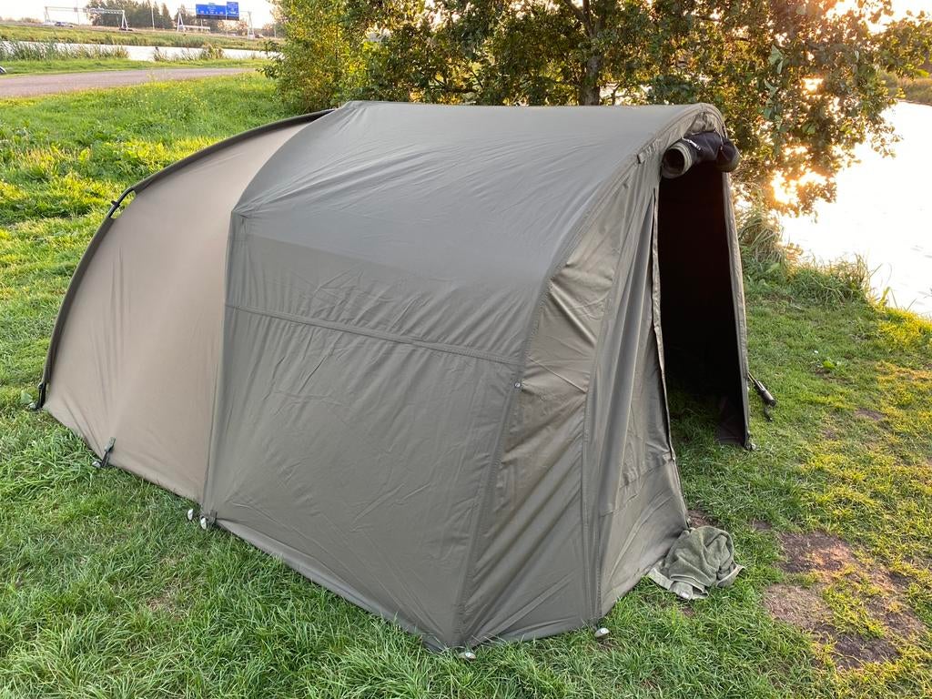Trakker tempest v2 aquatex + skullcap + utility front, Watersport en Boten, Ophalen, Gebruikt, Overige typen