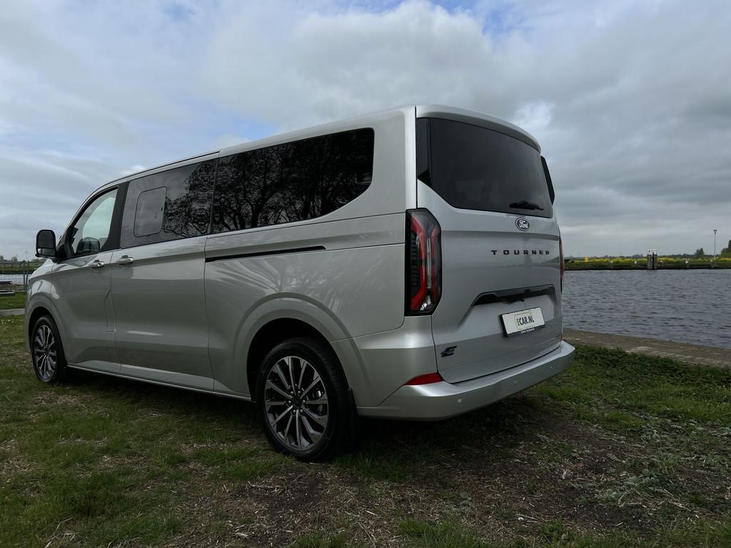 Ford E-Tourneo Custom 340 L2H1 Titanium X 65 kWh 218pk | Lee, Automaat, Achterwielaandrijving, Gebruikt, Overige carrosserieën