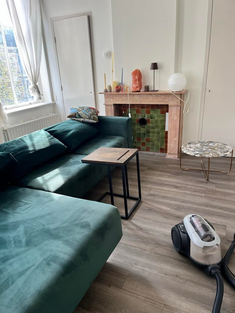 Mooie hoekbank van 4x6sofa zo goed als nieuw