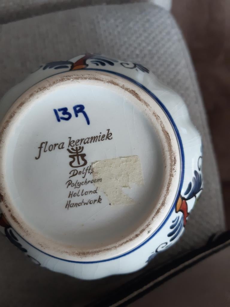 Flora Keramiek Delfts Polychroom Handwerk Potje, Antiek en Kunst, Antiek | Keramiek en Aardewerk, Ophalen of Verzenden