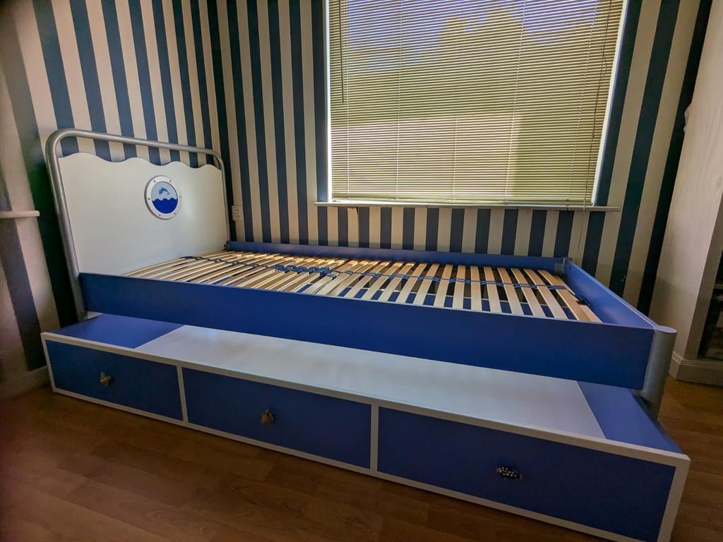 Stoere jongens bed met lade, Ophalen, 90 cm, Eenpersoons, Zo goed als nieuw