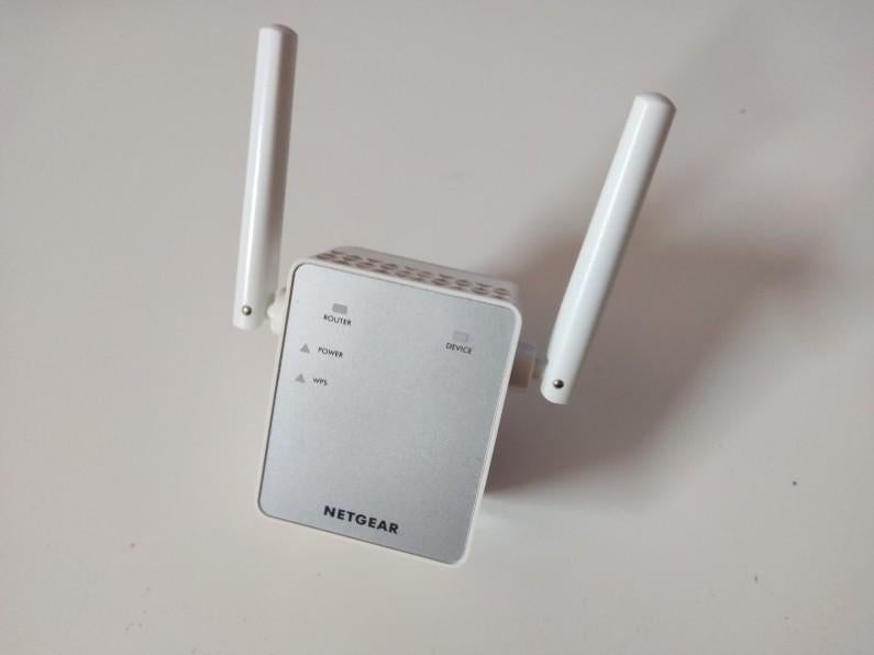 Netgear EX3700 WiFi Range Extender AC750, Ophalen of Verzenden, Gebruikt, NETGEAR