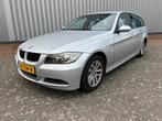 BMW 3-Serie 320i Touring  2007 Grijs, Auto's, 1995 cc, Zwart, 4 cilinders, Handgeschakeld