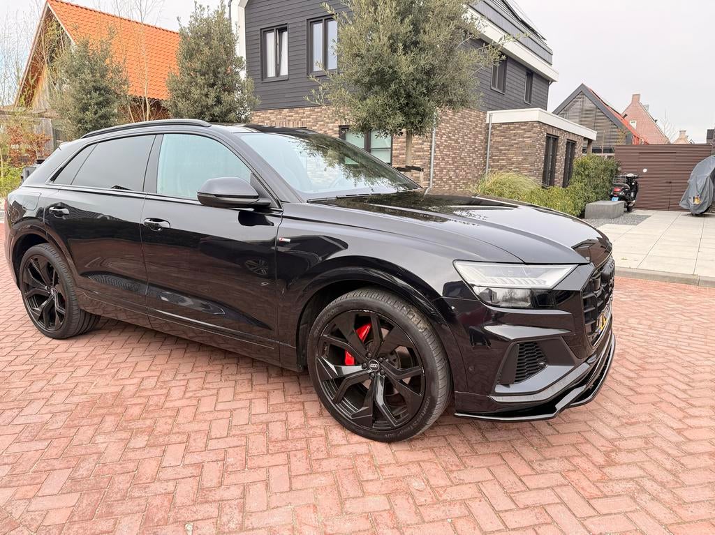 Audi Q8 55 Tfsi Quattro 340 | VOL OPTIES | PANO | S-LINE, Auto's, Automaat, Q8, 2080 kg, Vierwielaandrijving