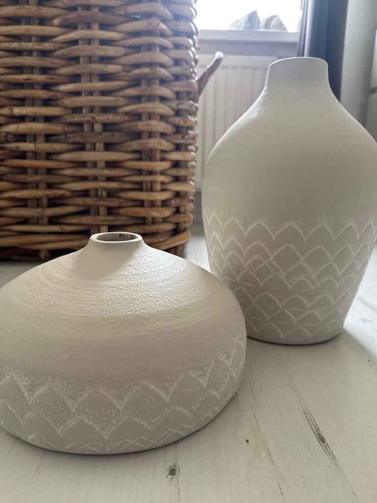 Set van 2 decoratieve vazen - Crème/Gebroken wit, Ophalen, Wit, Rond, Zo goed als nieuw