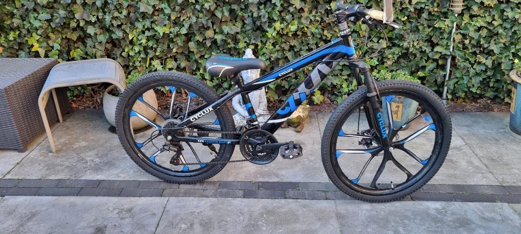 Cyclux fiets jongen 8-10, Ophalen, Versnellingen, Schijfrem, Gebruikt