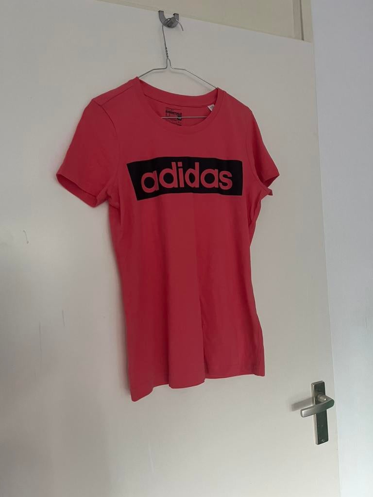 Adidas T  shirts, Maat 38/40 (M), Nieuw, Ophalen of Verzenden, Korte mouw