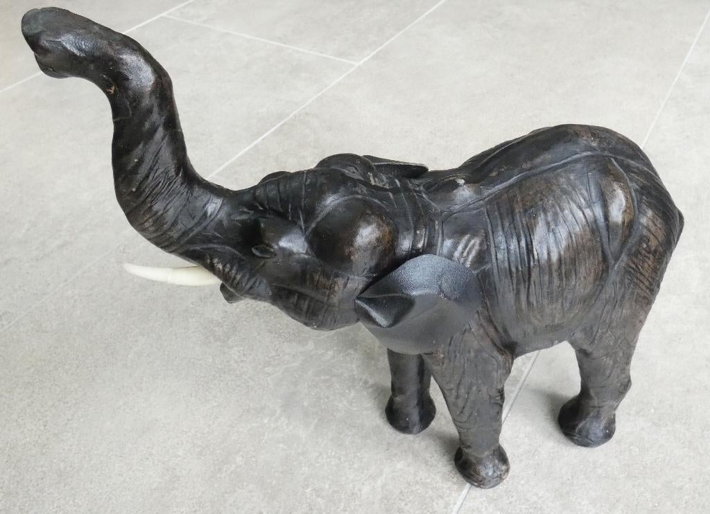 41-2 prachtige vintage grote lederen zwarte/bruine olifant, Ophalen of Verzenden, Zo goed als nieuw, Dier