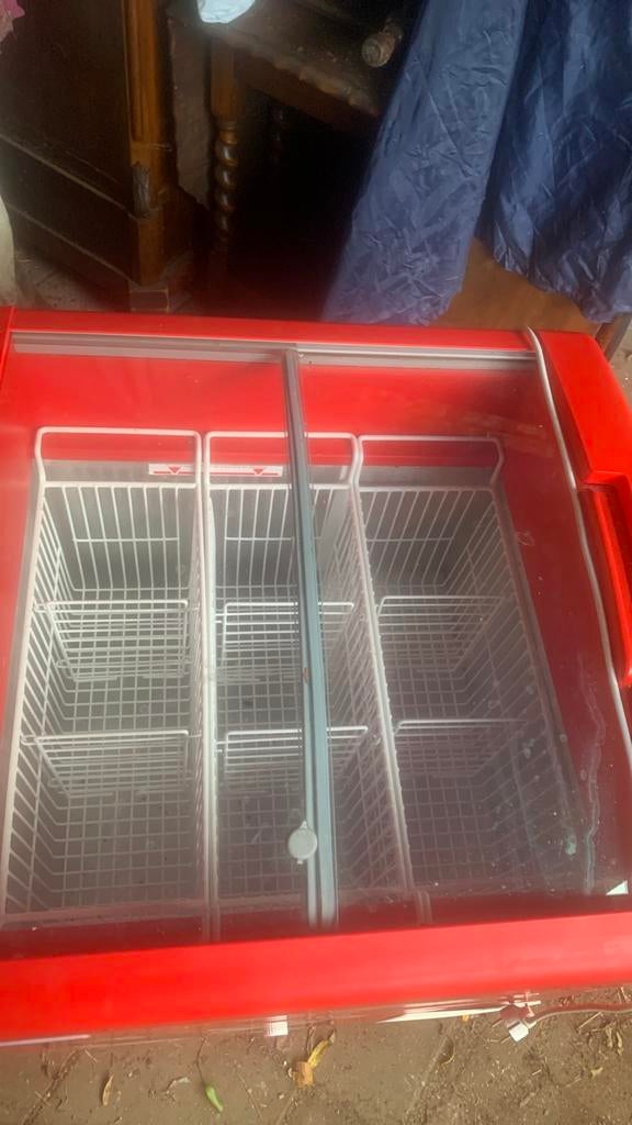 Twee Ola vrieskisten met glazen schuifdeksel, Vrieskist, Gebruikt, Vrijstaand, 90 cm of meer