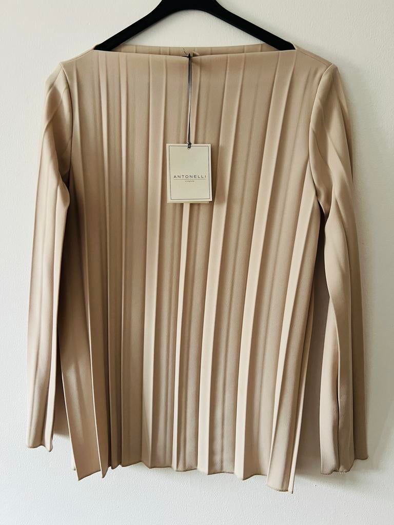 Pauw Antonelli Firenze Plissé blouse Nieuw S, Kleding | Dames, Ophalen of Verzenden, Nieuw, Maat 36 (S), Beige