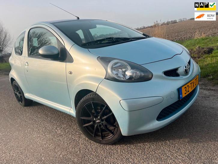 Toyota Aygo 1.0-12V + / automaat, Auto's, Toyota, Bedrijf, Te koop, Aygo, ABS, Airbags, Airconditioning, Centrale vergrendeling