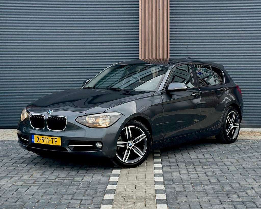 BMW 1-Serie F20 Sport-line Automaat | Schuifdak | Navigatie, Auto's, Euro 5, 4 cilinders, Particulier, 1000 kg