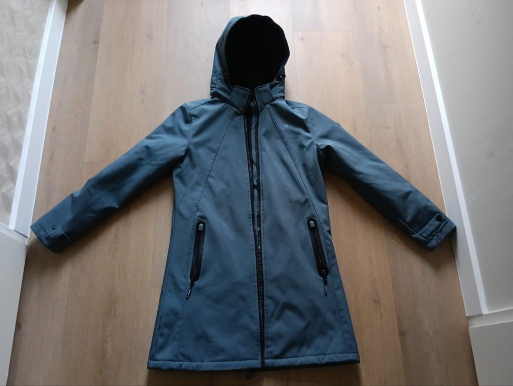 Winterjas, Kleding | Dames, Wintersportkleding, Ophalen of Verzenden, Zo goed als nieuw, Maat 38/40 (M), Jack