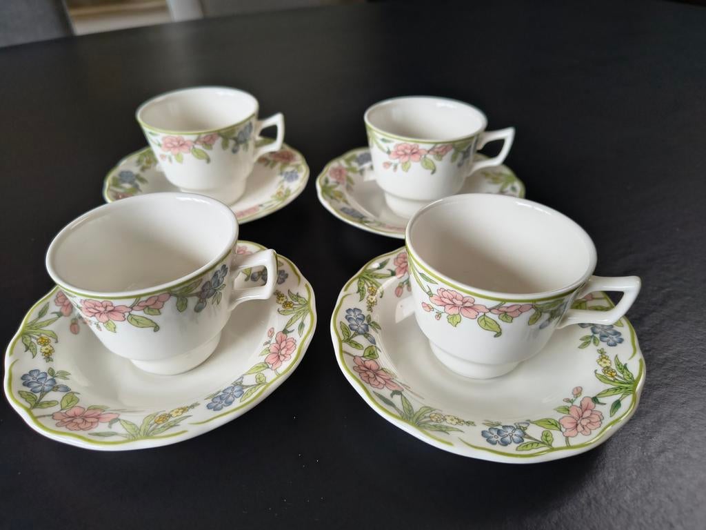 Royal Doulton " Sudbury" Espresso setje., Ophalen of Verzenden, Nieuw, Porselein, Kop en/of schotel