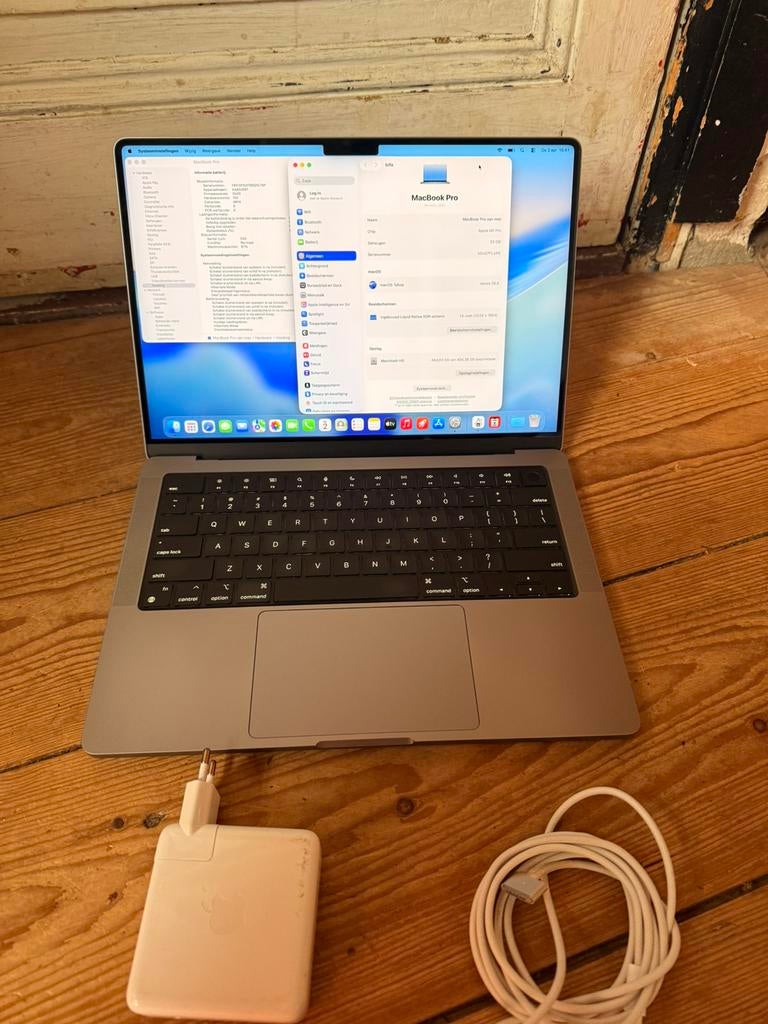 Macbook pro 14 inch 2021 m1 pro 32gb ram 512gb ssd, Computers en Software, Apple Macbooks, MacBook Pro, Overige groottes, 512 GB