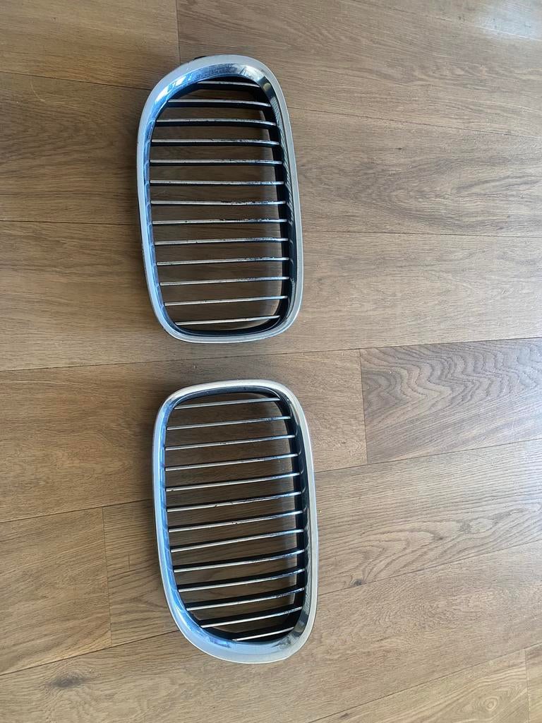 Bmw e60 2004-2007 grill nieren motorkap origineel 10627110, Ophalen of Verzenden, BMW