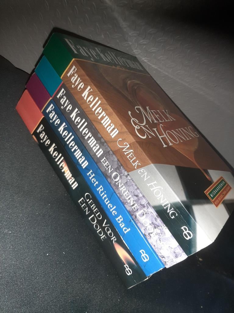 Faye Kellerman boeken set van 4, Boeken, Ophalen of Verzenden, Gelezen