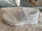 Gympen van kant 37, Kleding | Dames, Schoenen, Ophalen, Nieuw, Wit, Sneakers of Gympen
