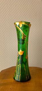 Smaragdgroen glazen Art Nouveau vaas, Antiek en Kunst, Ophalen of Verzenden